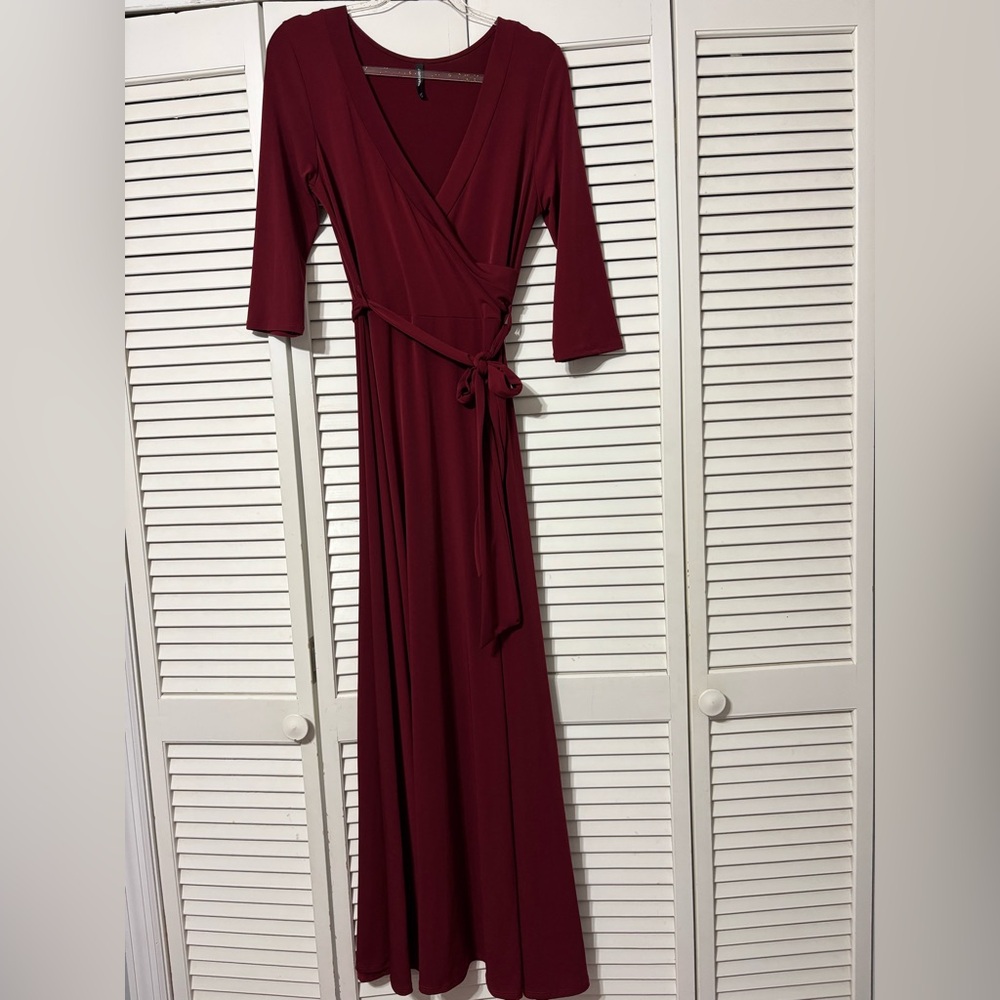 Elegant 3/4 Sleeve Burgundy Wrap Dress